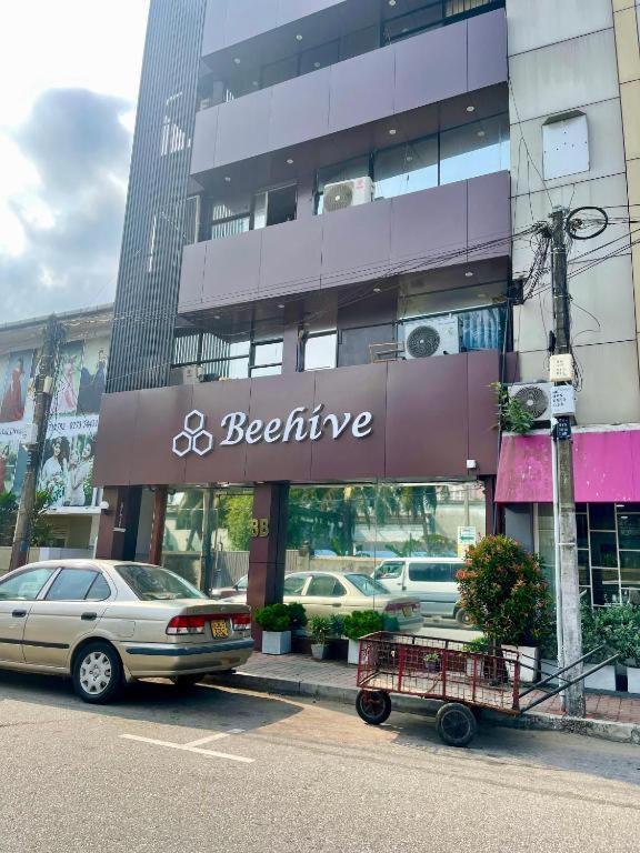 Beehive Colombo Hotel Kültér fotó