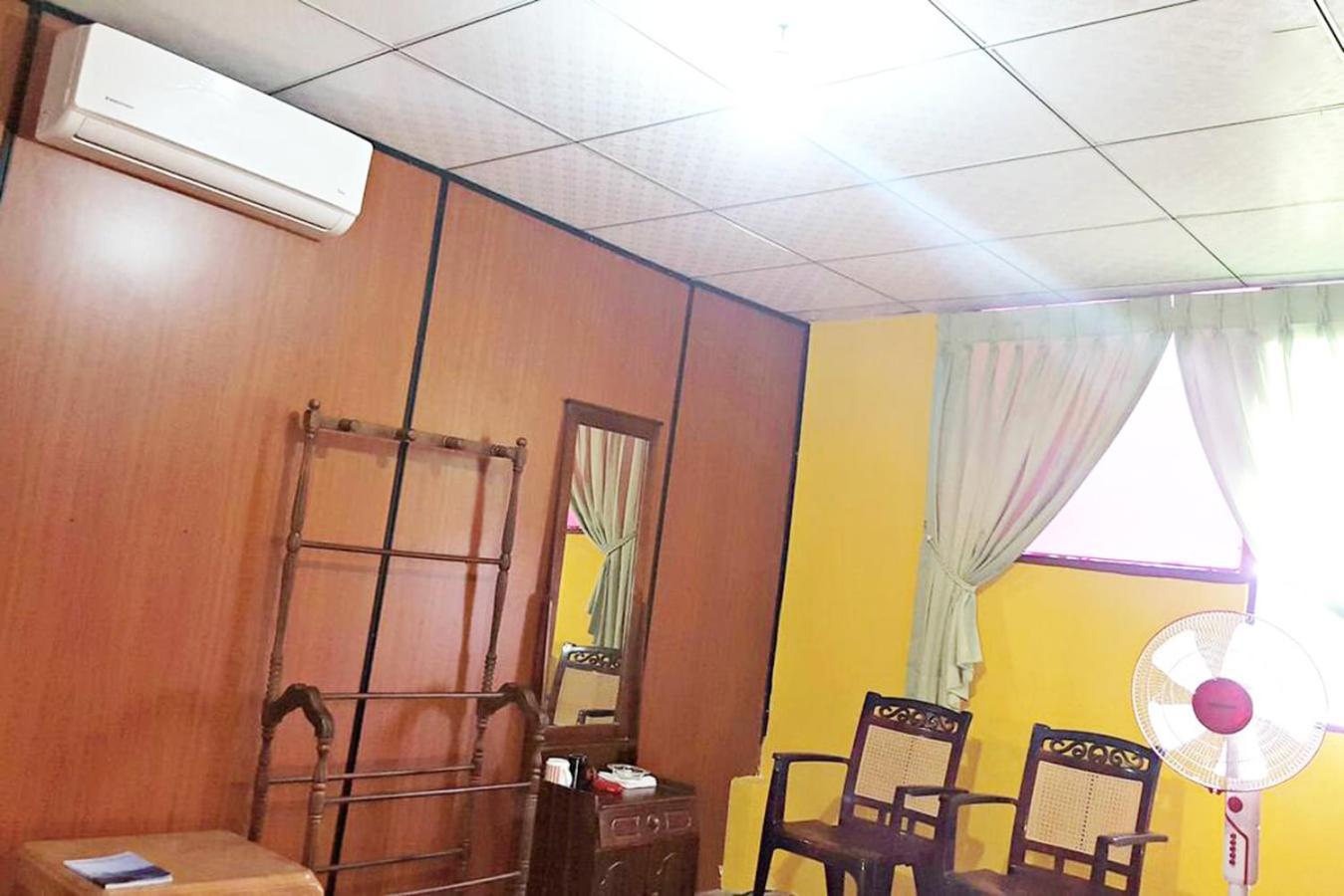 Beehive Colombo Hotel Kültér fotó